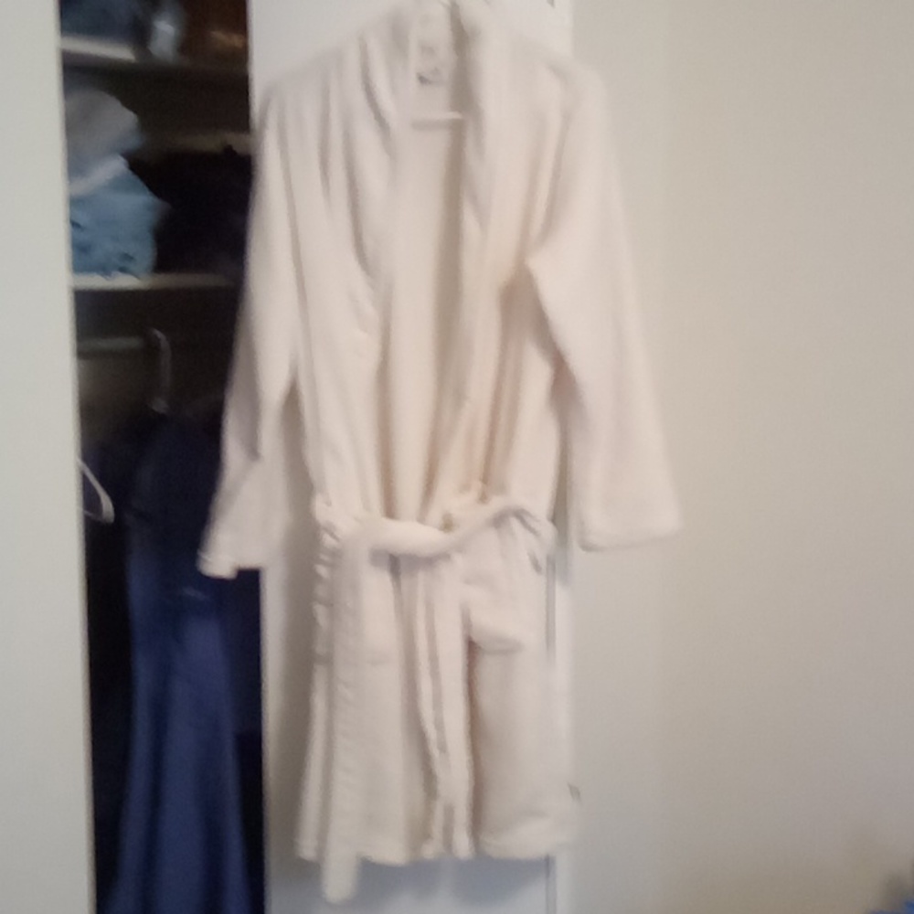 Ladies robe